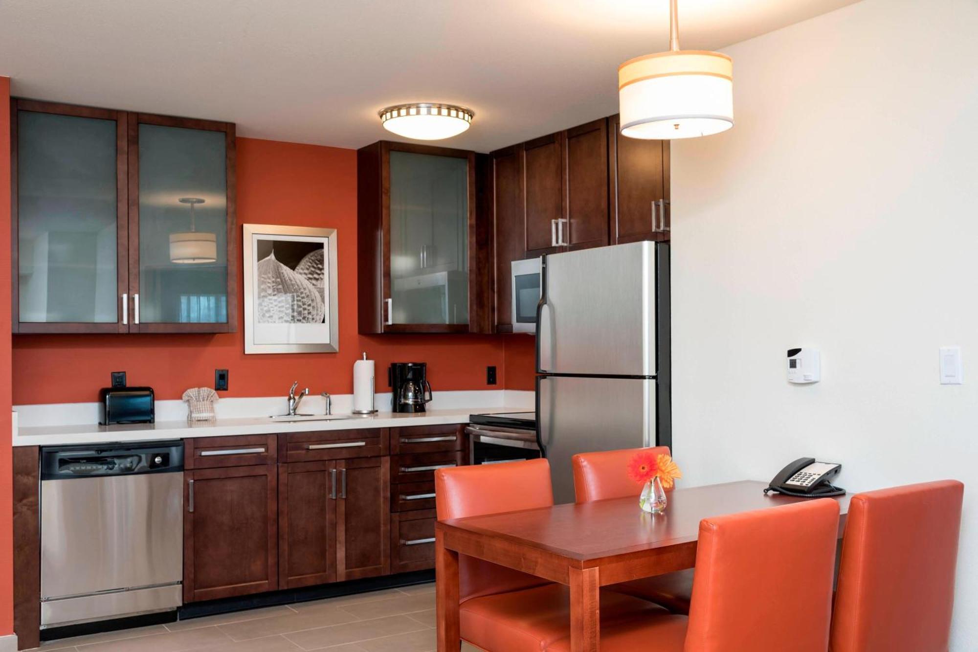 Residence Inn By Marriott Austin - University Area Екстериор снимка