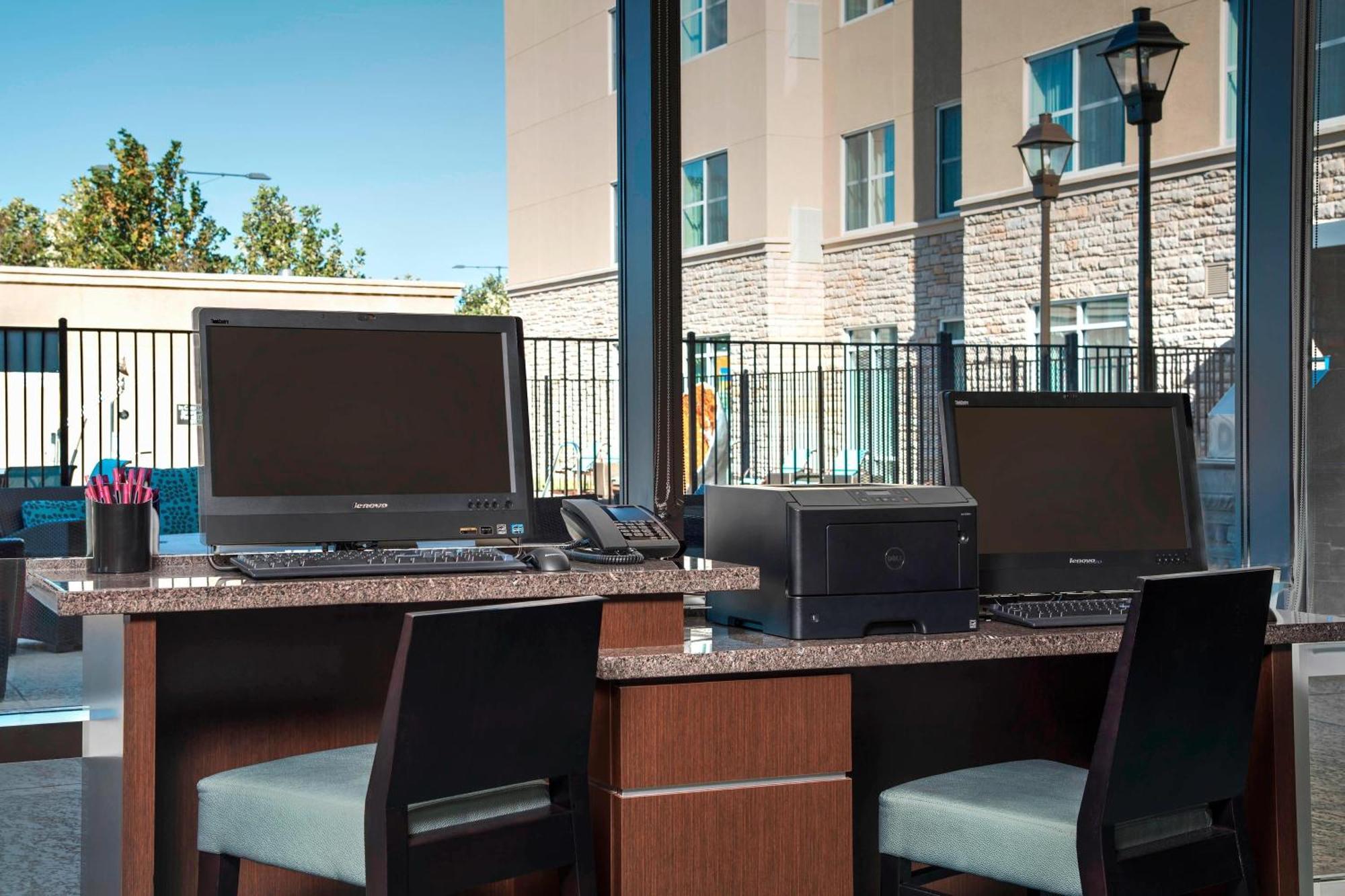 Residence Inn By Marriott Austin - University Area Екстериор снимка