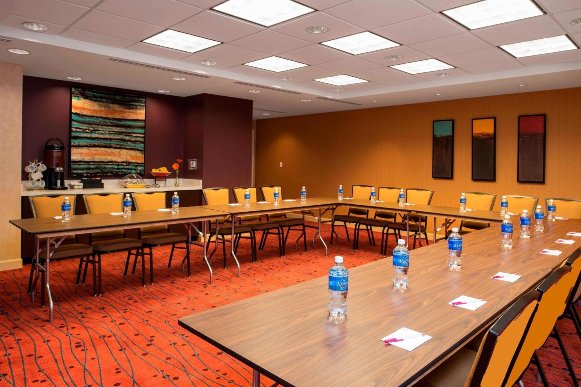 Residence Inn By Marriott Austin - University Area Екстериор снимка