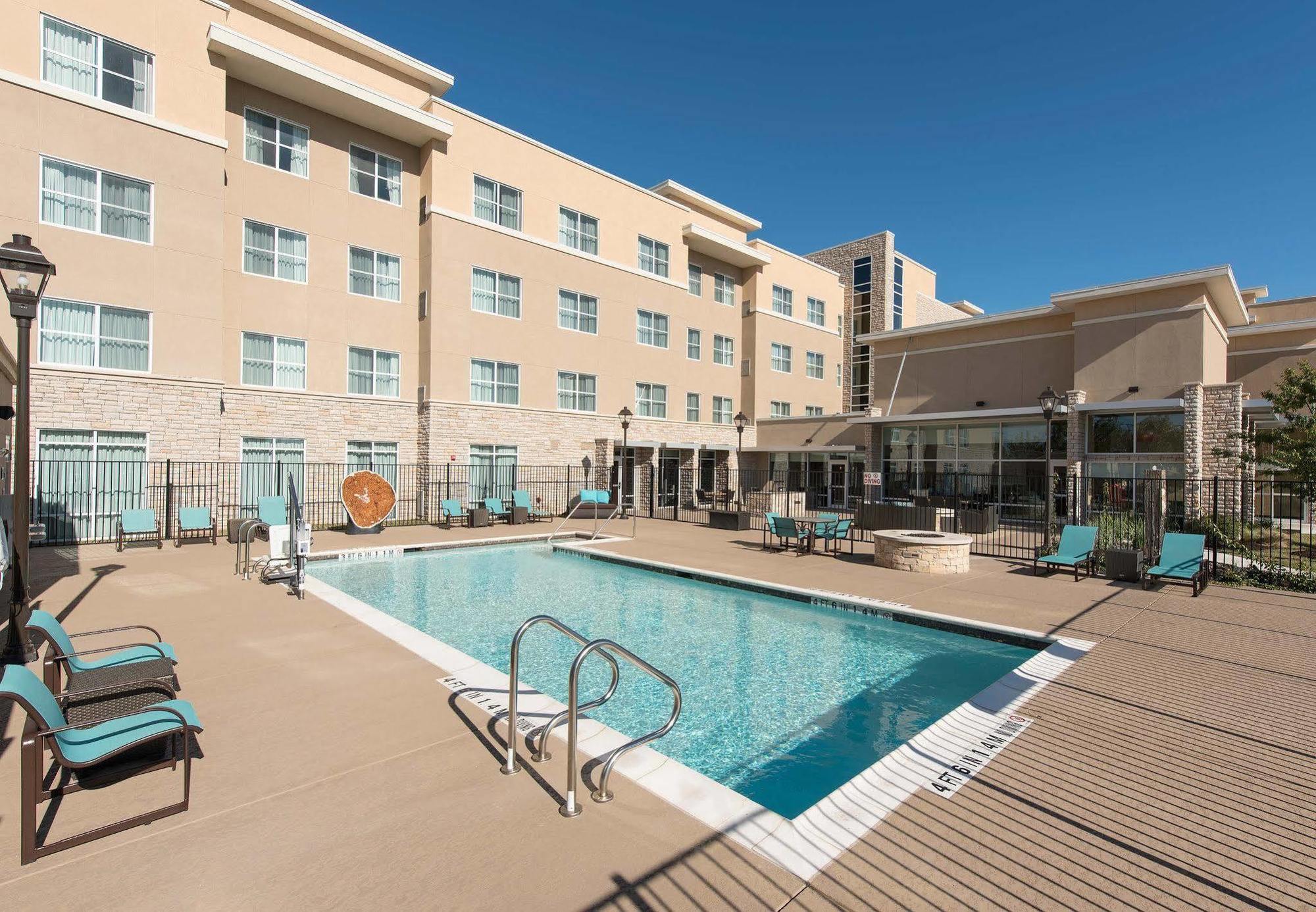 Residence Inn By Marriott Austin - University Area Екстериор снимка